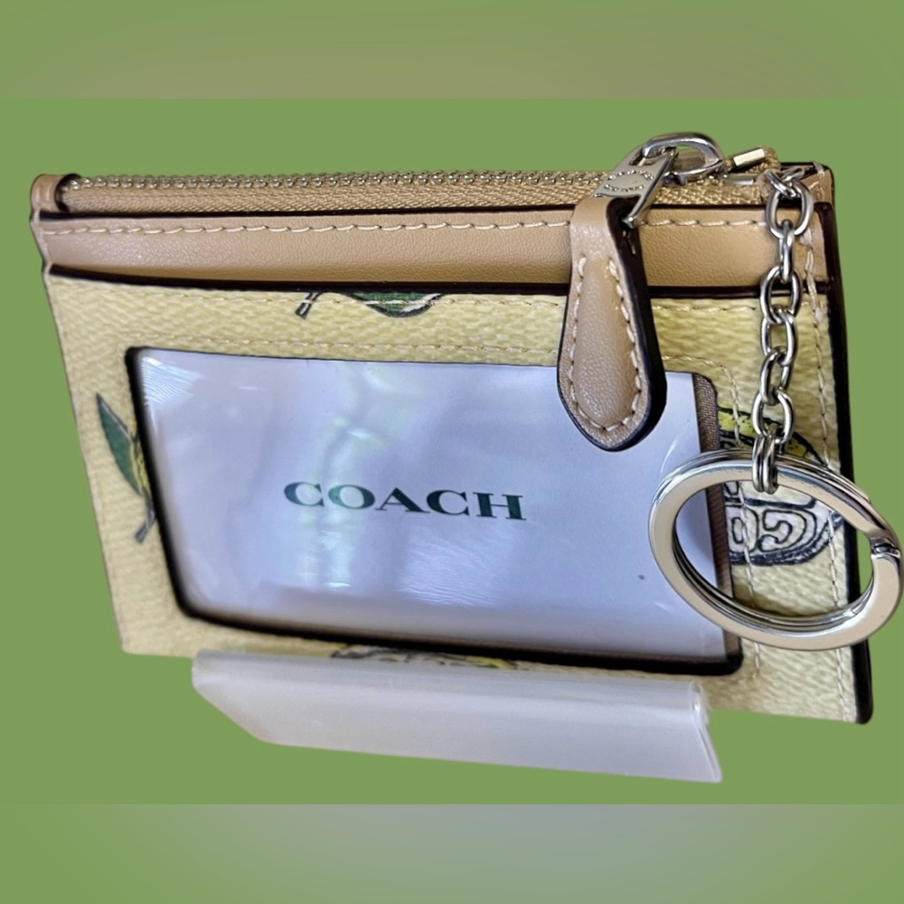 Coach NWT Card Holder/Keychain Zip Top, Coated Canvas/Leather Trim Lemon Print - Picture 5 of 11